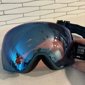 Giro Women's Ski/Snowboard Googles with extra VIVID Lens